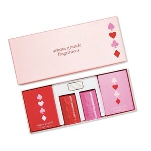 Ariana Grande Fragrances Poker Set